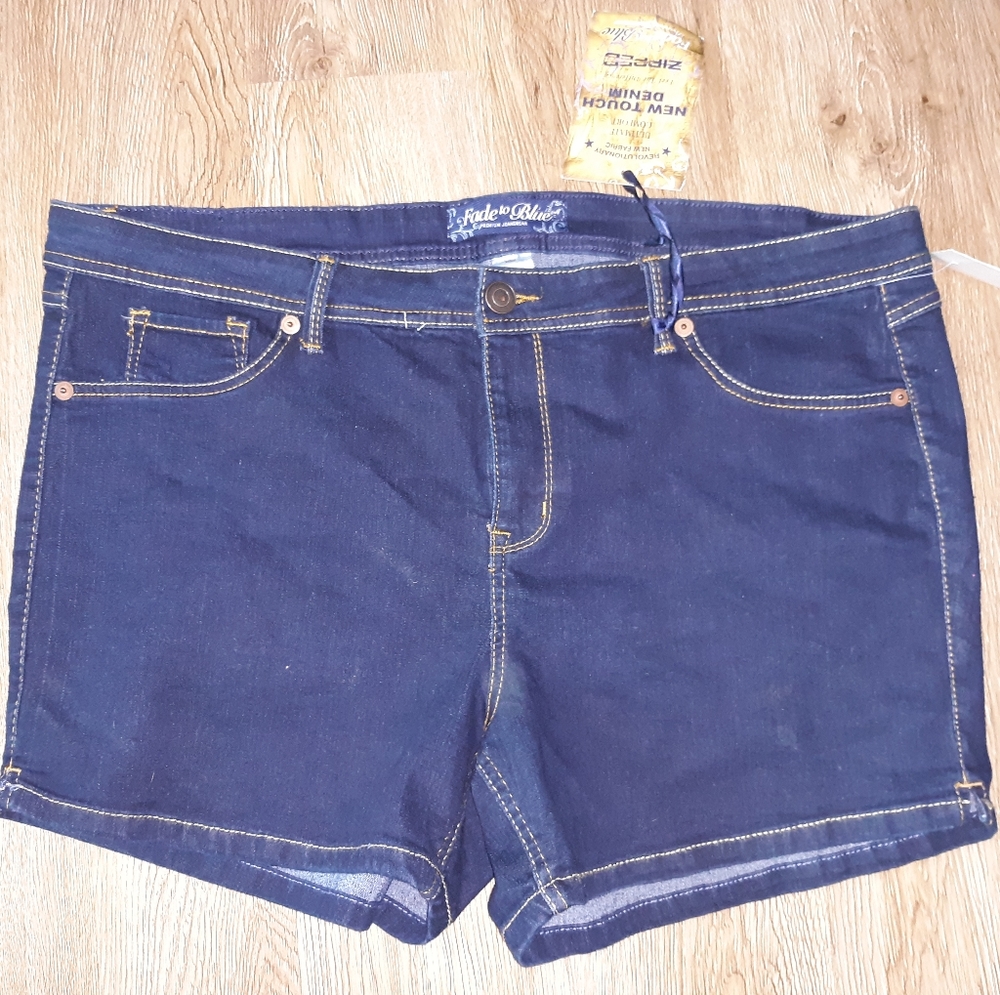 Faded to Blue shorts NWT 24w